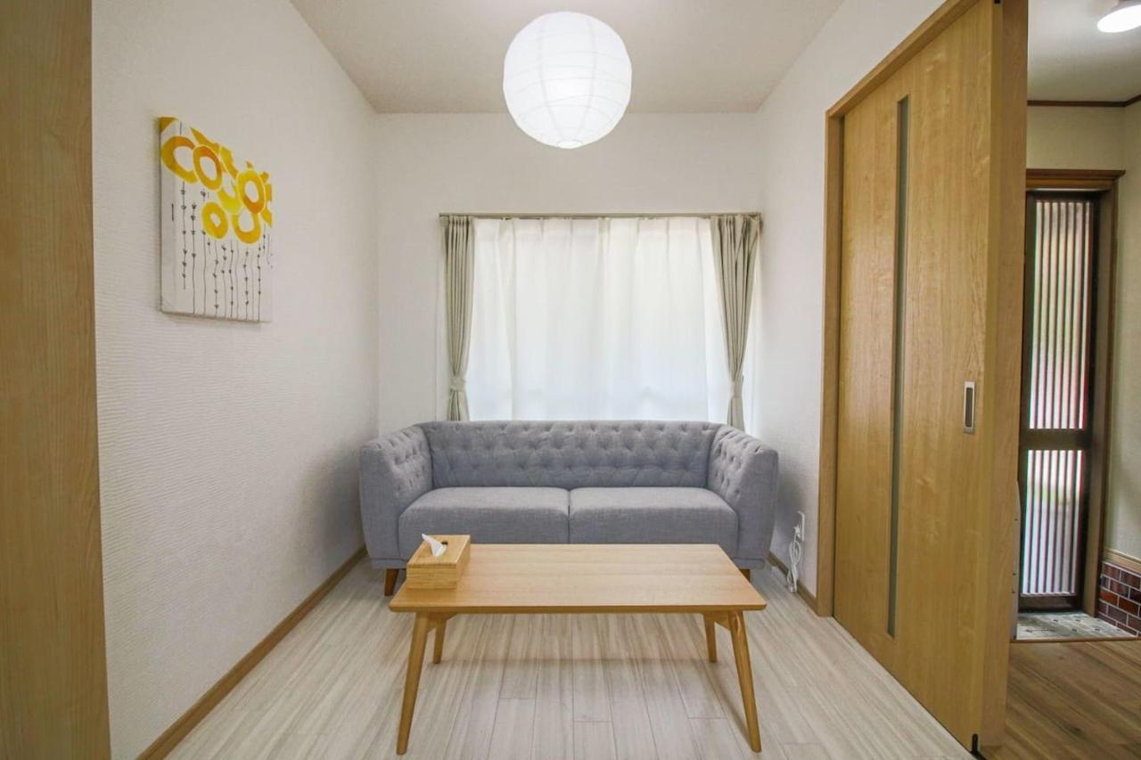 Osaka Box House Apartment Exterior photo